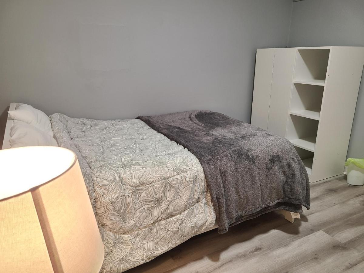 Downtown Ottawa Spacious Room Accommodation Экстерьер фото
