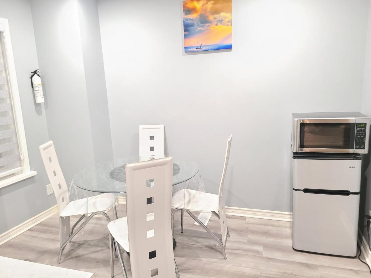 Downtown Ottawa Spacious Room Accommodation Экстерьер фото