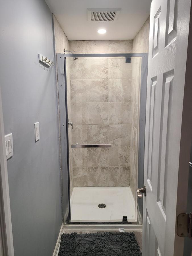Downtown Ottawa Spacious Room Accommodation Экстерьер фото
